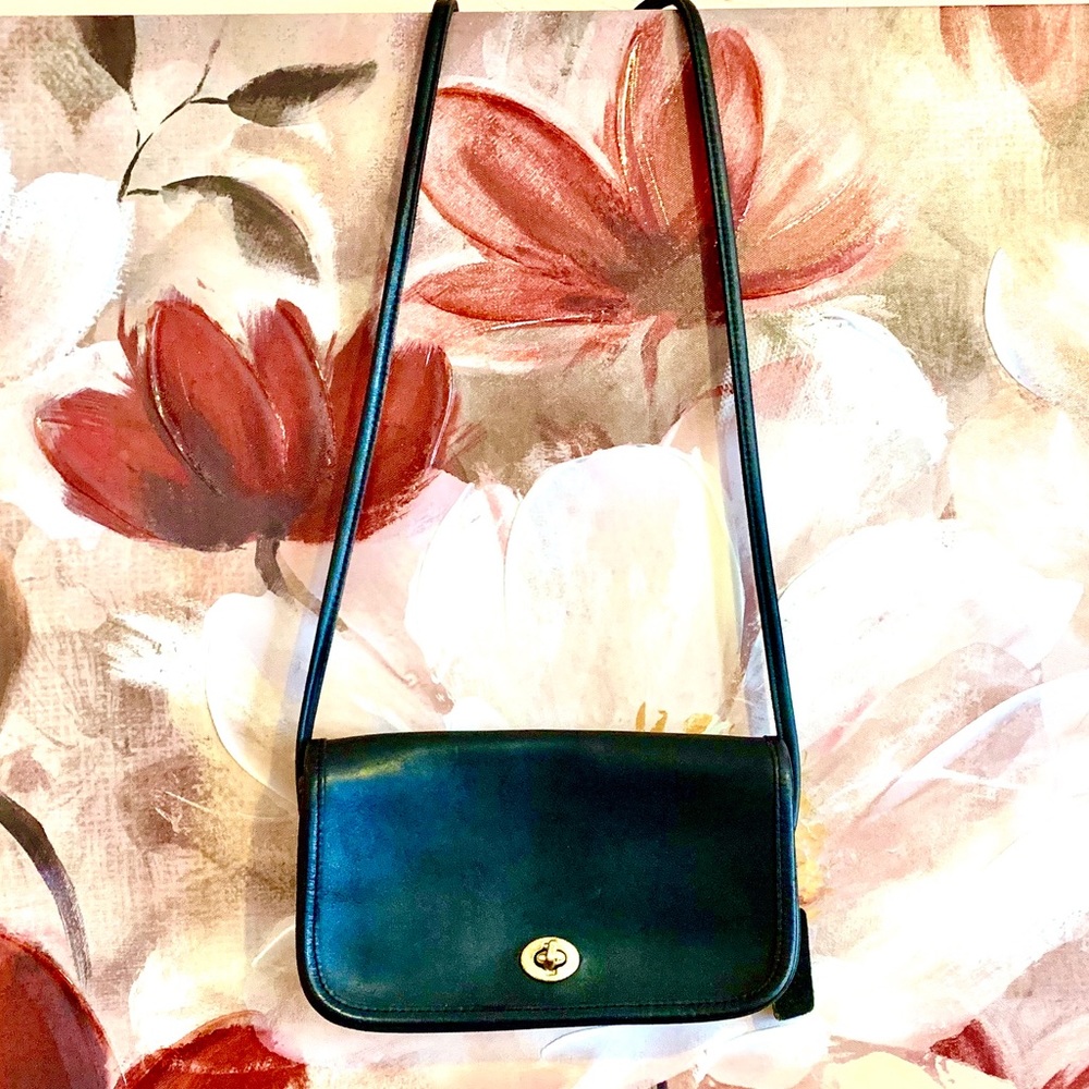 Authentic** COACH Leather bag
